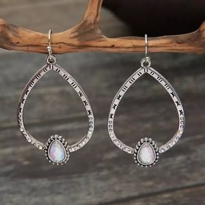 Vintage look silver iridescent Stone hoop earring